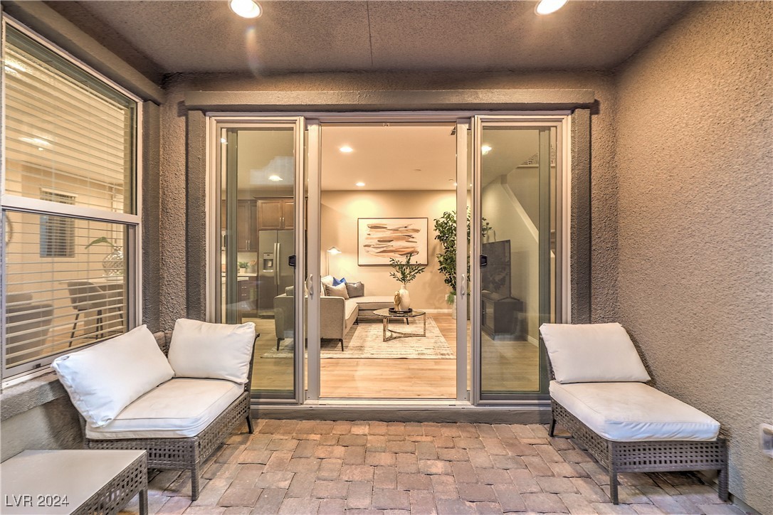 11712 Emerald Lake Avenue