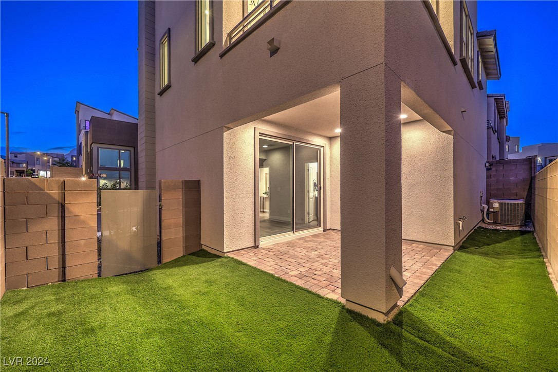 642 Angel Aura Street