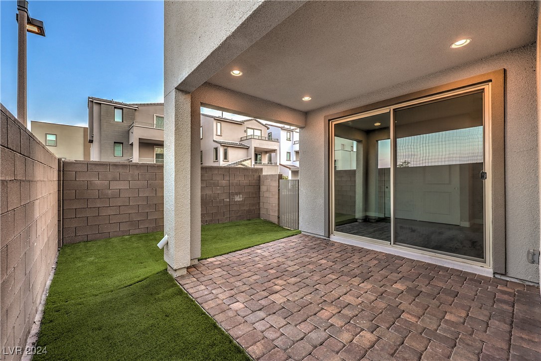 642 Angel Aura Street