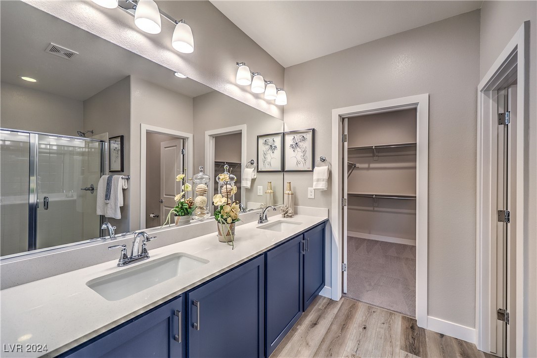 642 Angel Aura Street