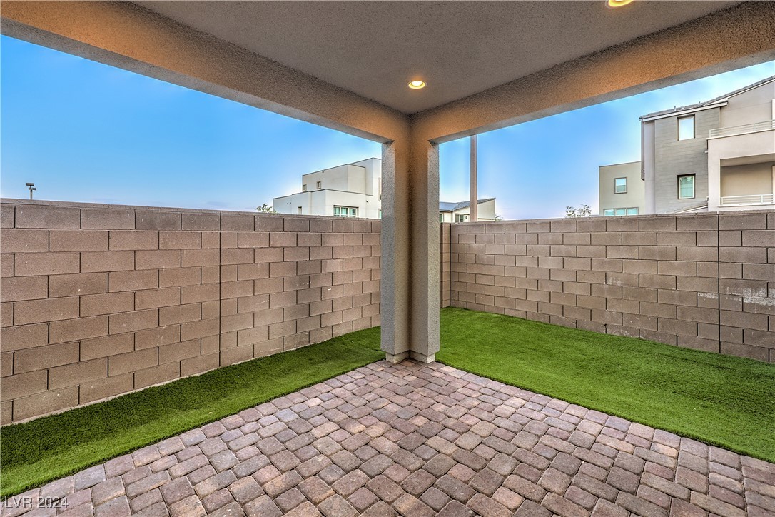 642 Angel Aura Street