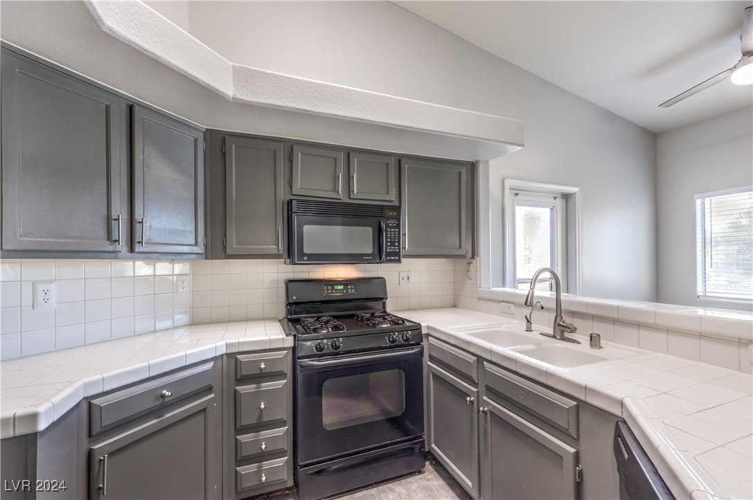 900 Heavenly Hills Court 217