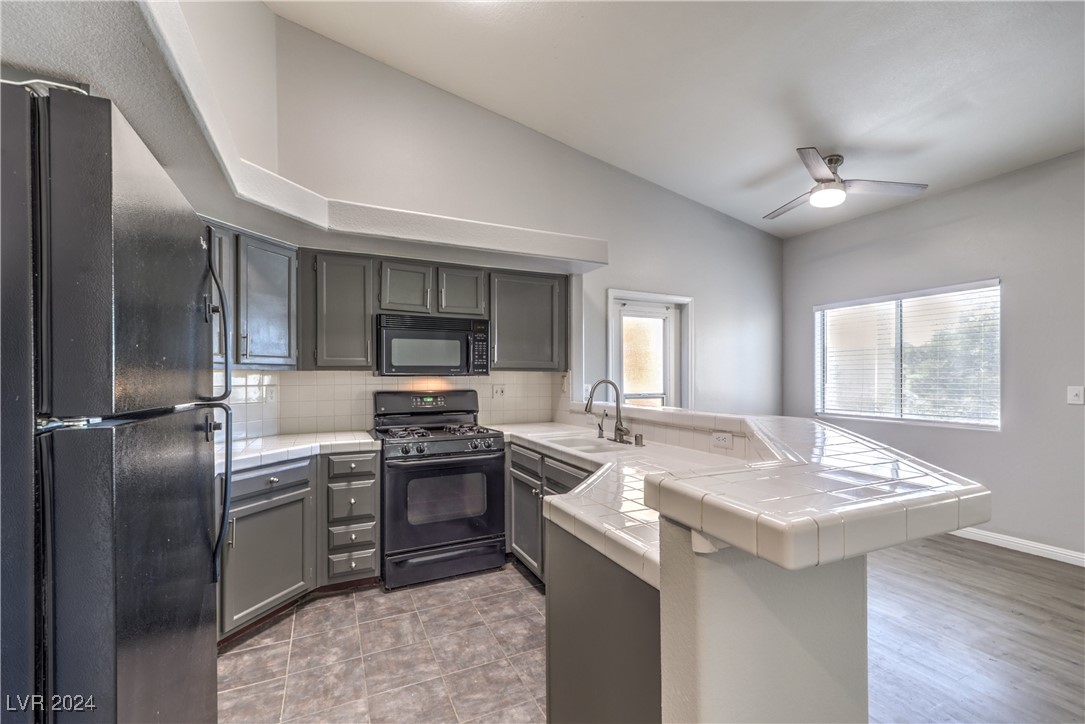 900 Heavenly Hills Court 217