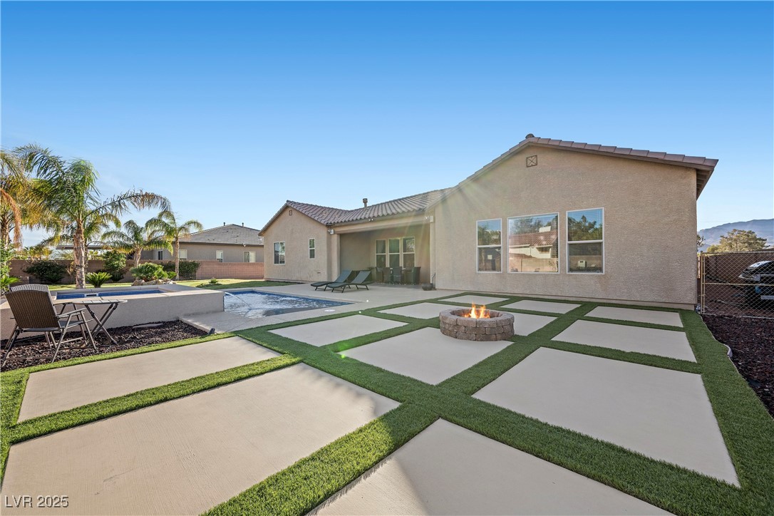 4292 Helena Cove Court