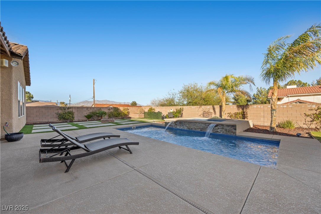 4292 Helena Cove Court