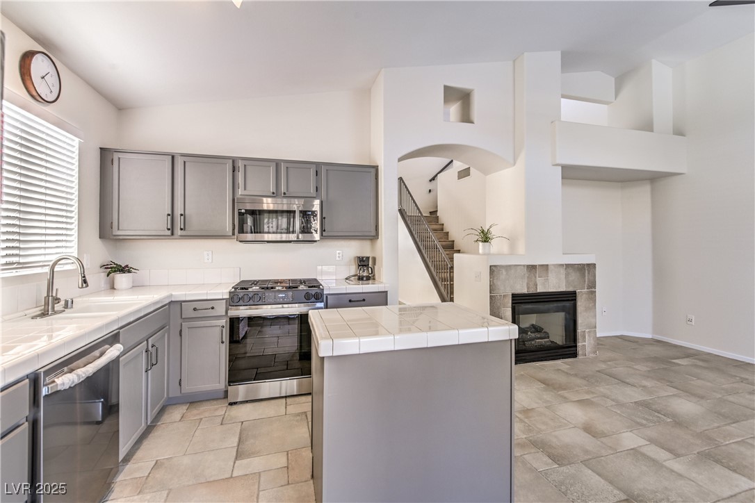 1809 Morado Hills Lane