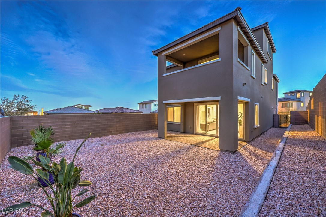 11832 Dragontail Peak Avenue