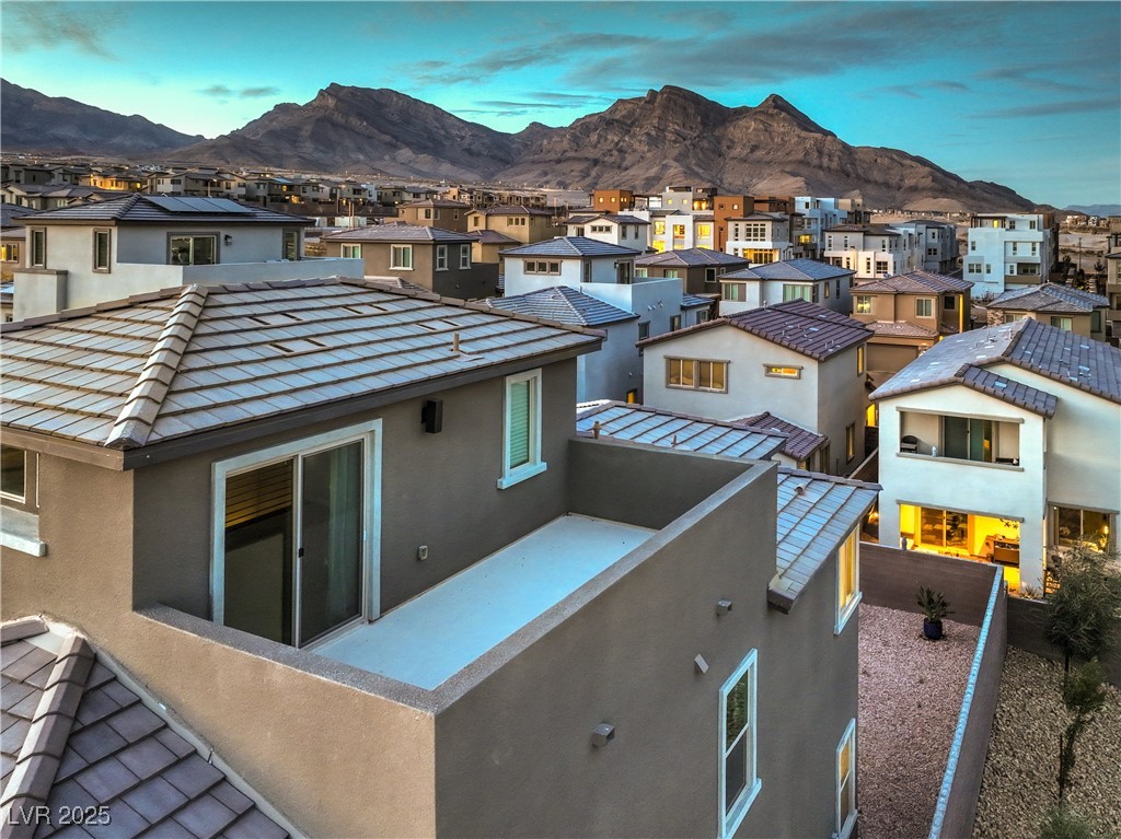 11832 Dragontail Peak Avenue