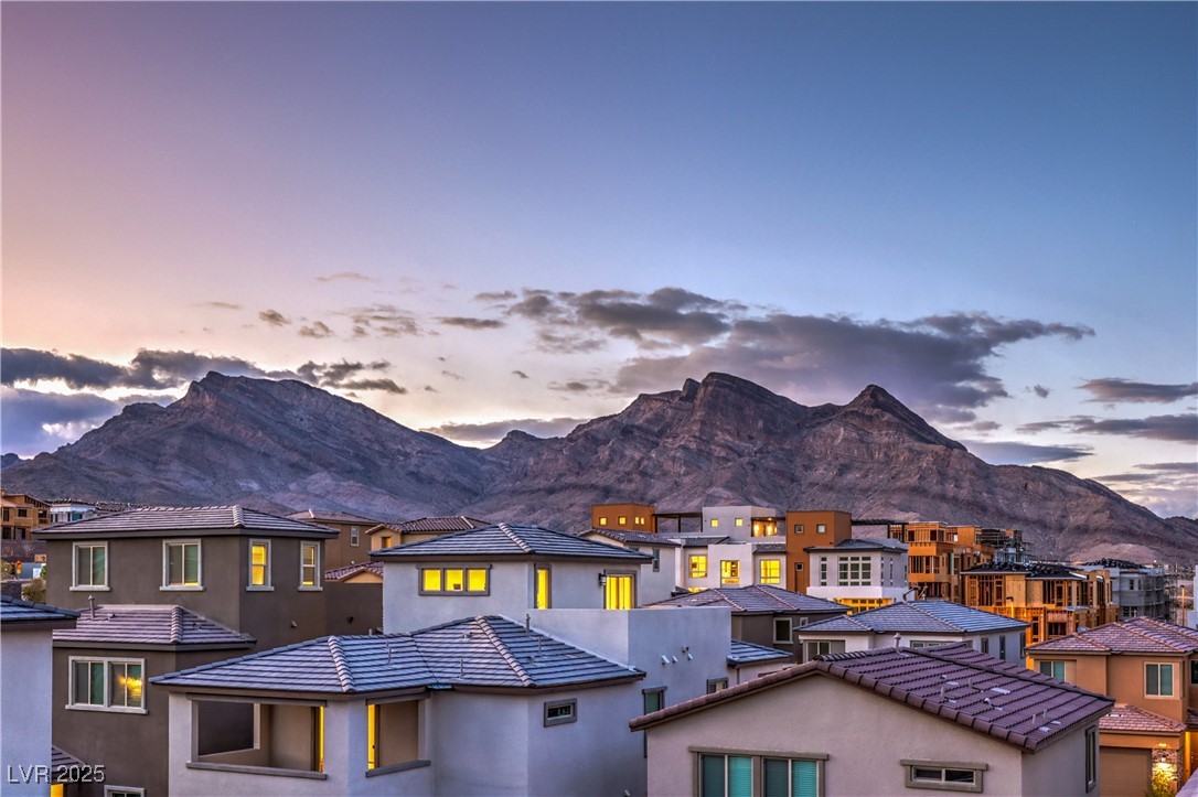 11832 Dragontail Peak Avenue