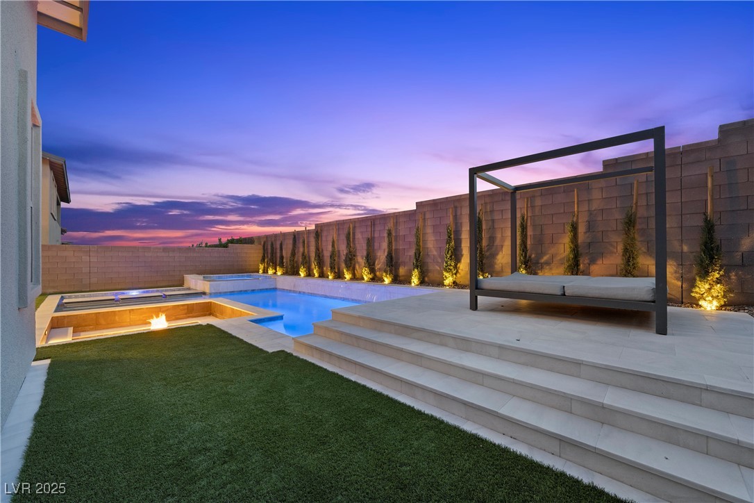 11991 Rockview Point Street