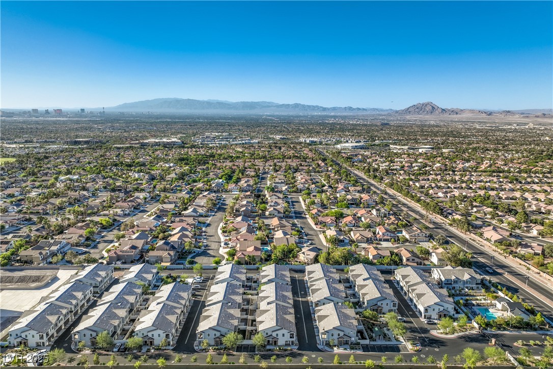 545 Thea Street 1315