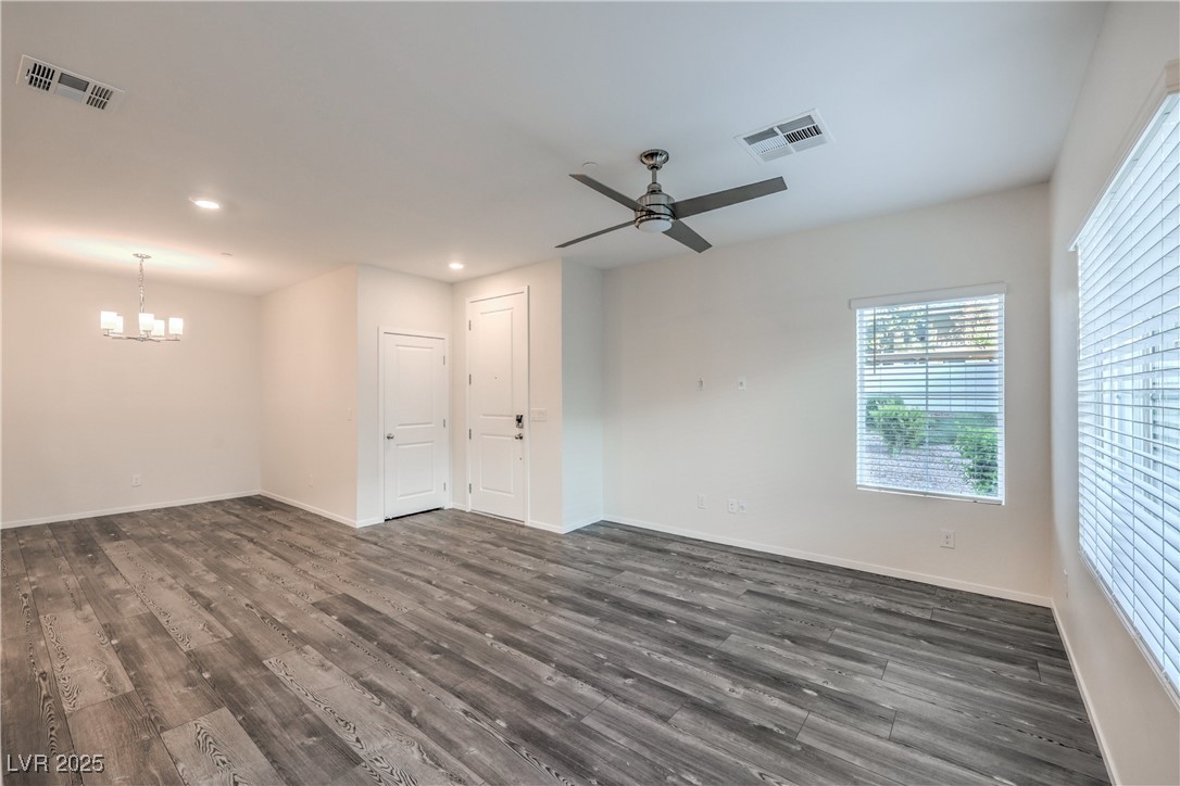545 Thea Street 1315
