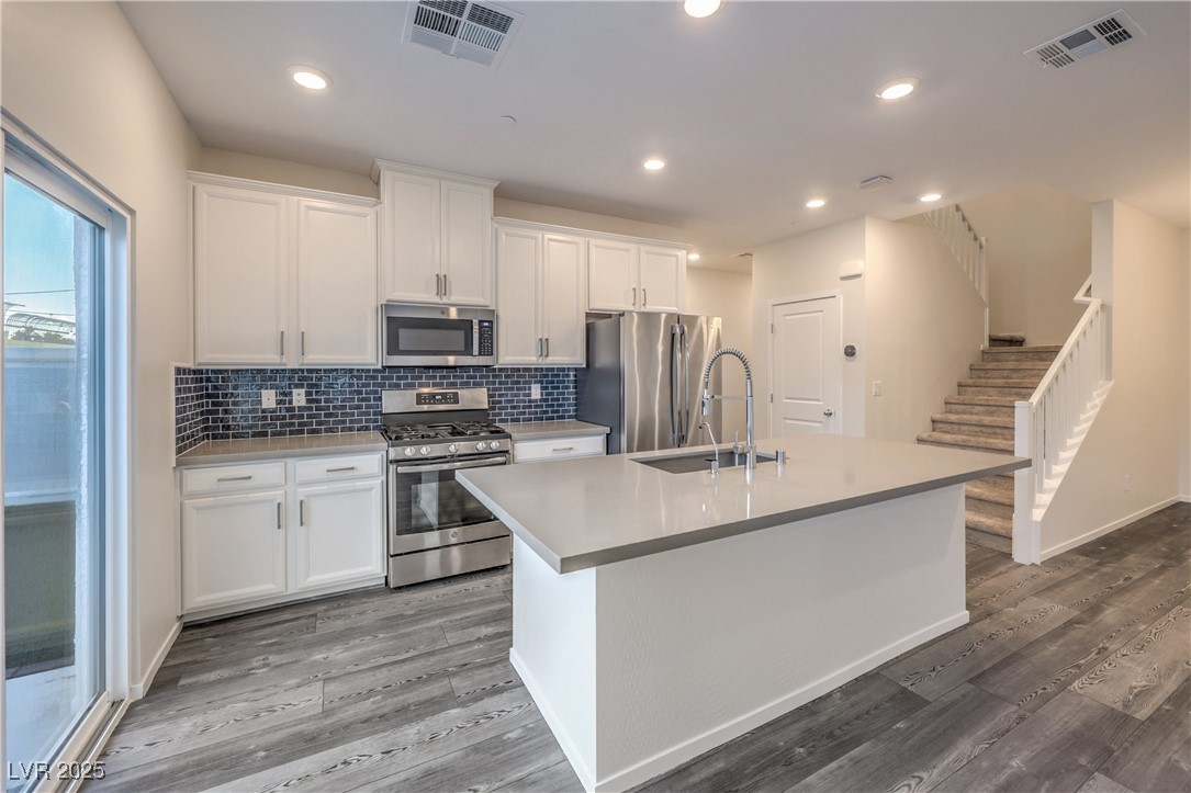 545 Thea Street 1315