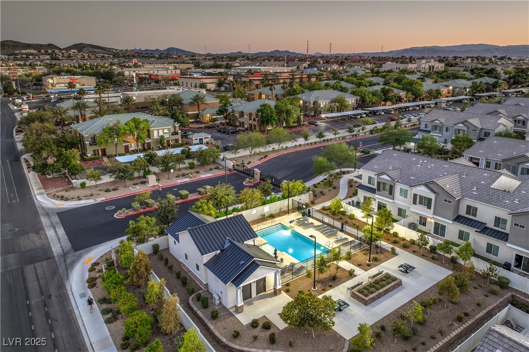 545 Thea Street 1315