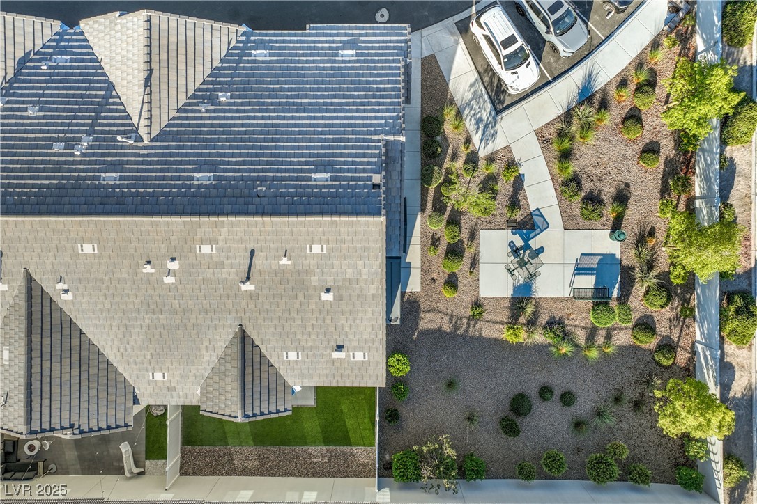 545 Thea Street 1315