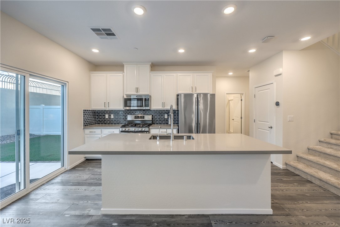 545 Thea Street 1315