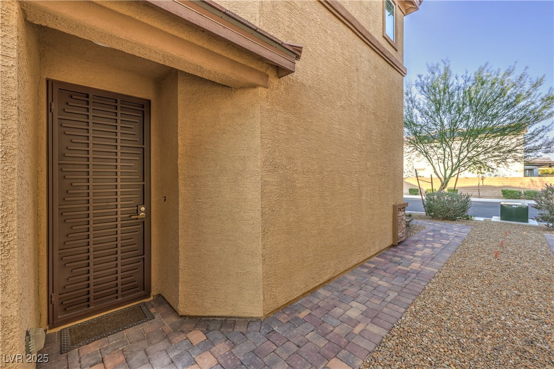 10089 Bismuth Street