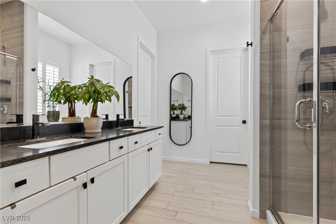 9951 Skye Gazer Avenue