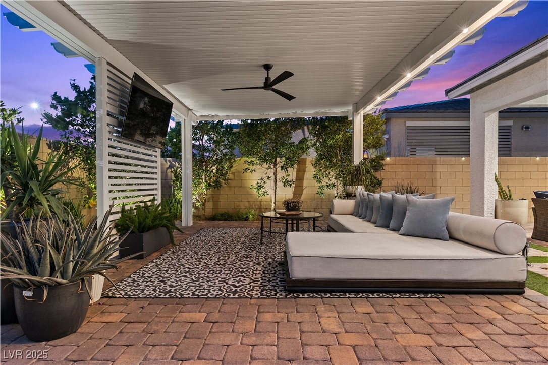 9951 Skye Gazer Avenue