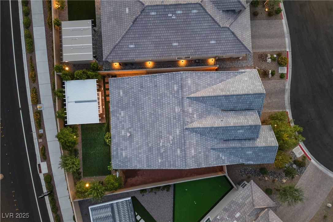 9951 Skye Gazer Avenue