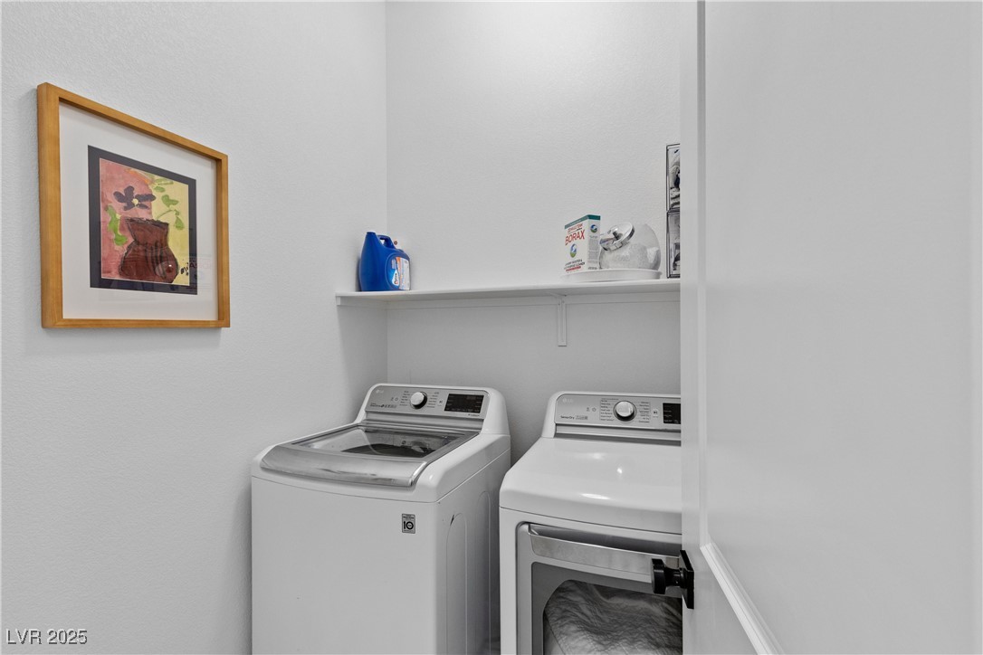 9951 Skye Gazer Avenue