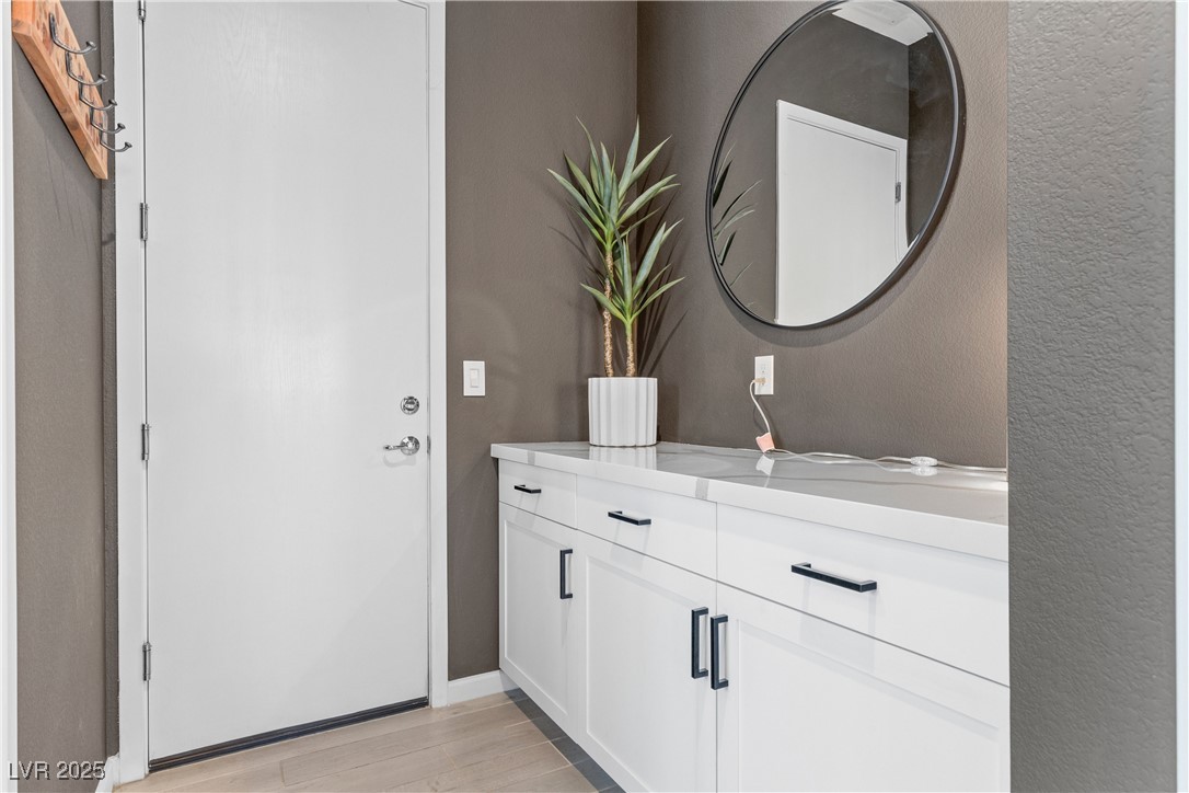 9951 Skye Gazer Avenue