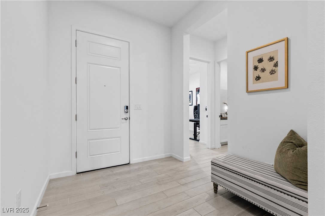 9951 Skye Gazer Avenue