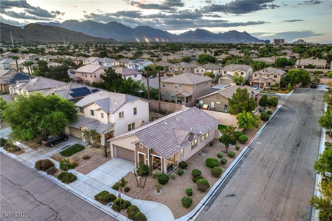 10762 Flame Vine Court