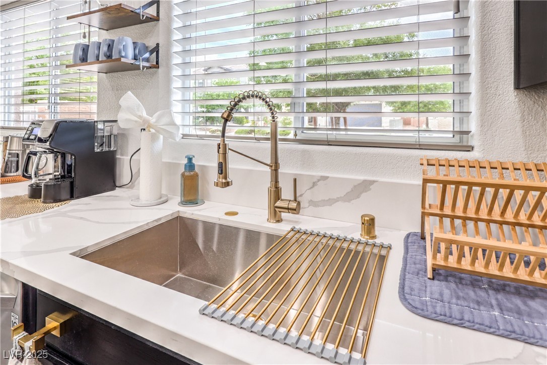 10762 Flame Vine Court