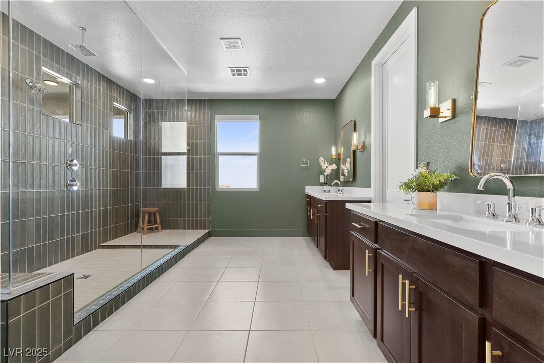 532 Crown Mesa Avenue