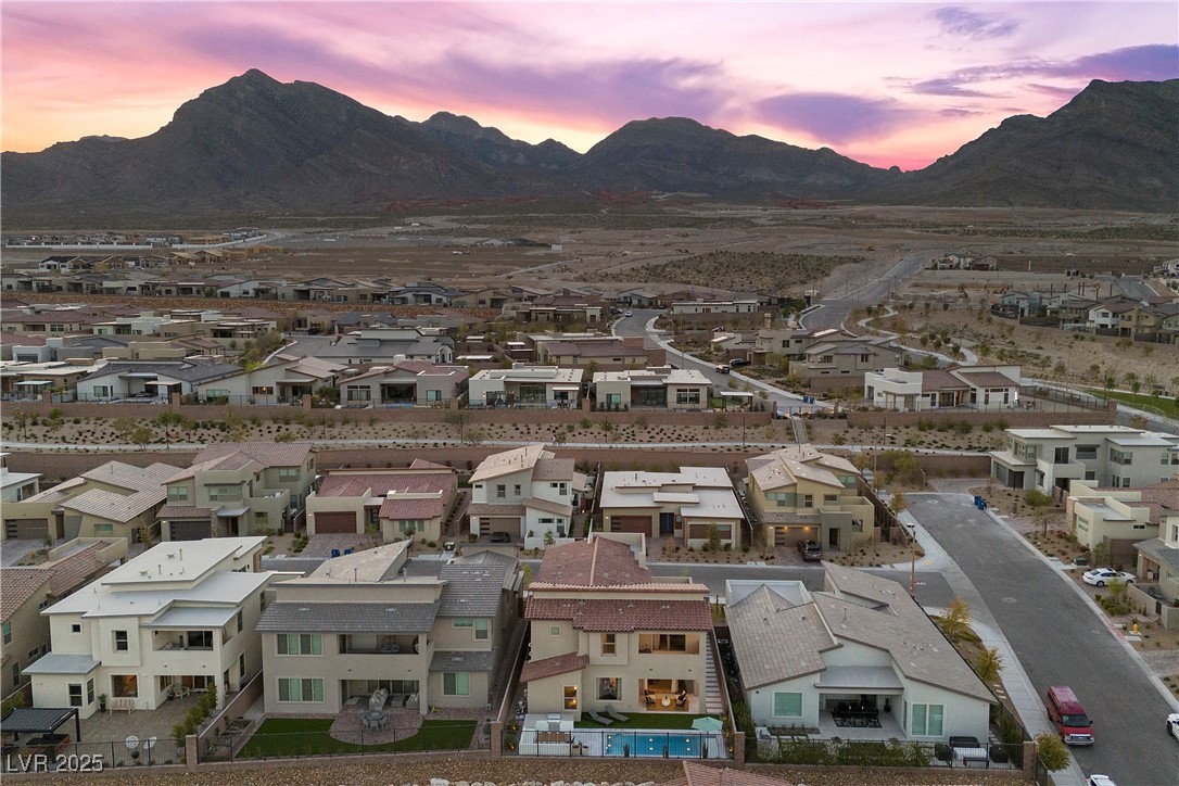 532 Crown Mesa Avenue