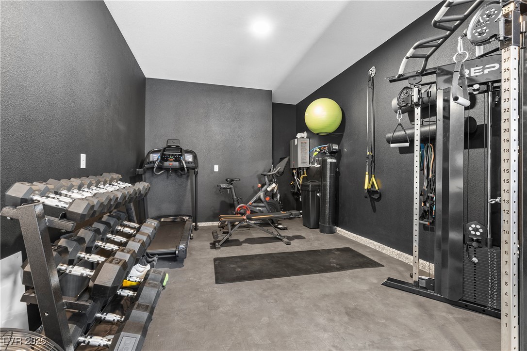 532 Crown Mesa Avenue