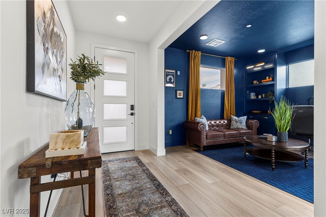 532 Crown Mesa Avenue