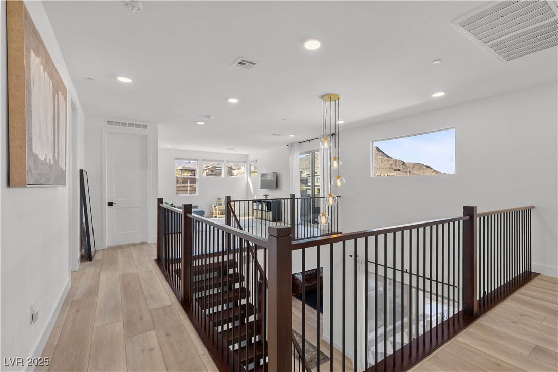 532 Crown Mesa Avenue