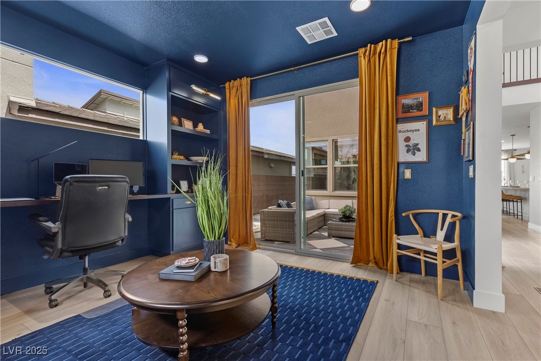 532 Crown Mesa Avenue