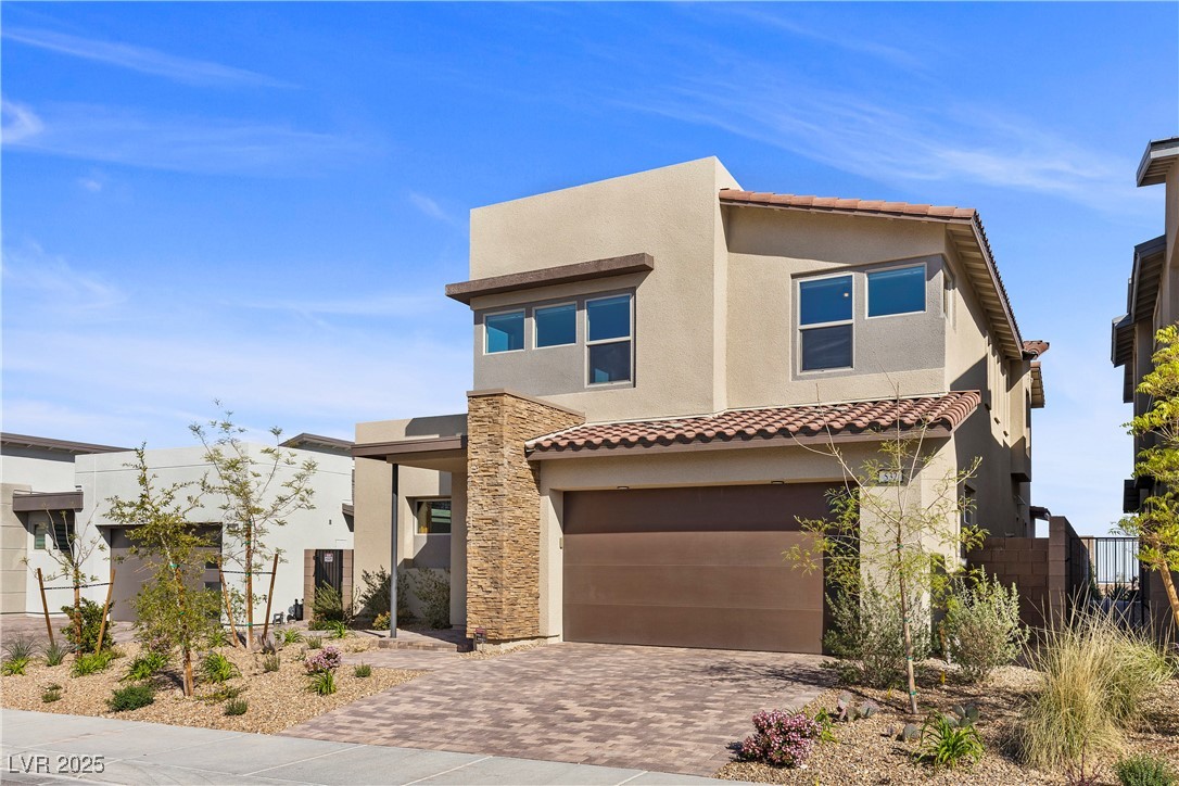 532 Crown Mesa Avenue