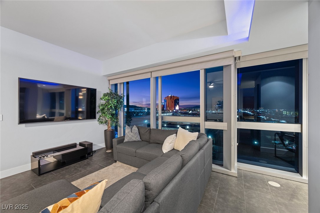 4471 Dean Martin Drive 1108