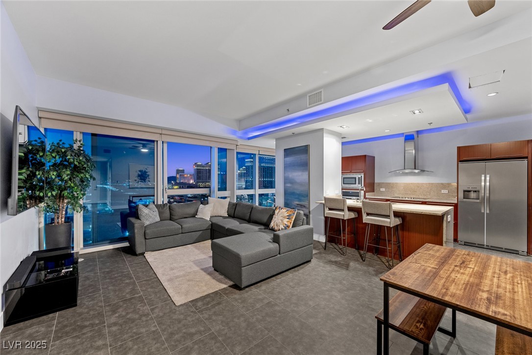 4471 Dean Martin Drive 1108