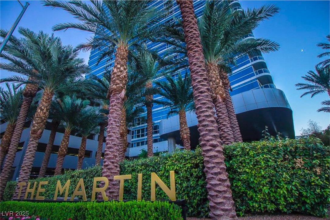 4471 Dean Martin Drive 1108