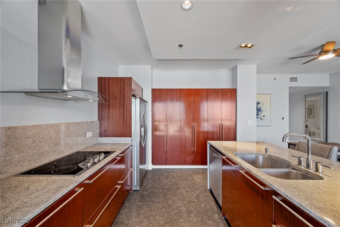 4471 Dean Martin Drive 1108