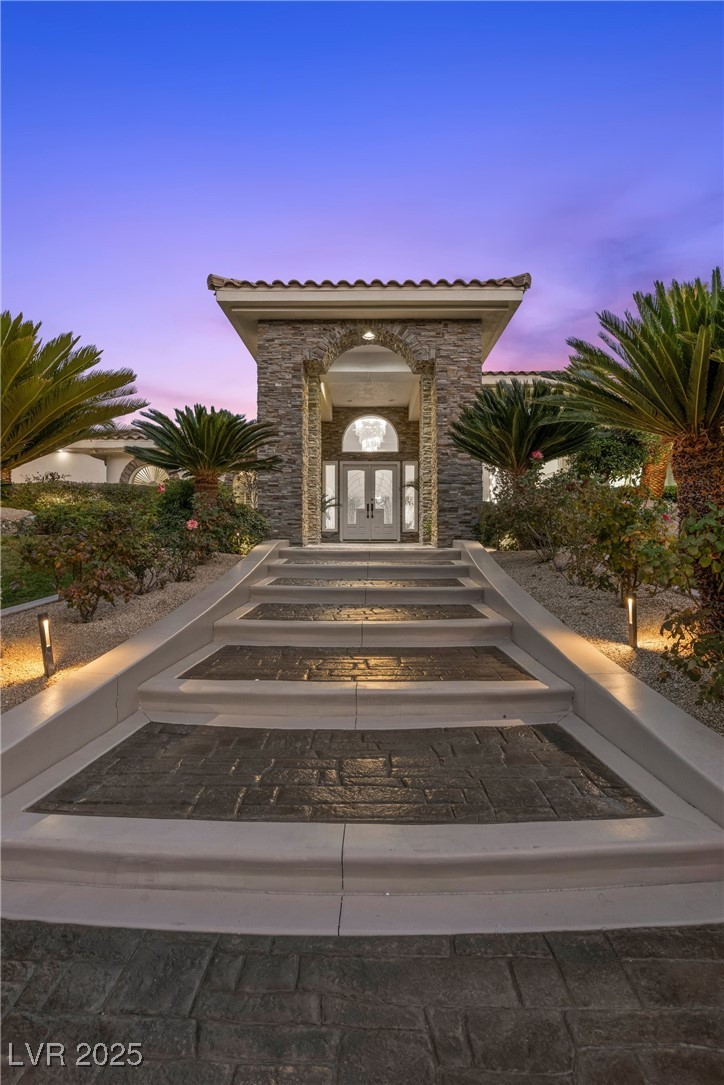 5070 Scenic Ridge Drive