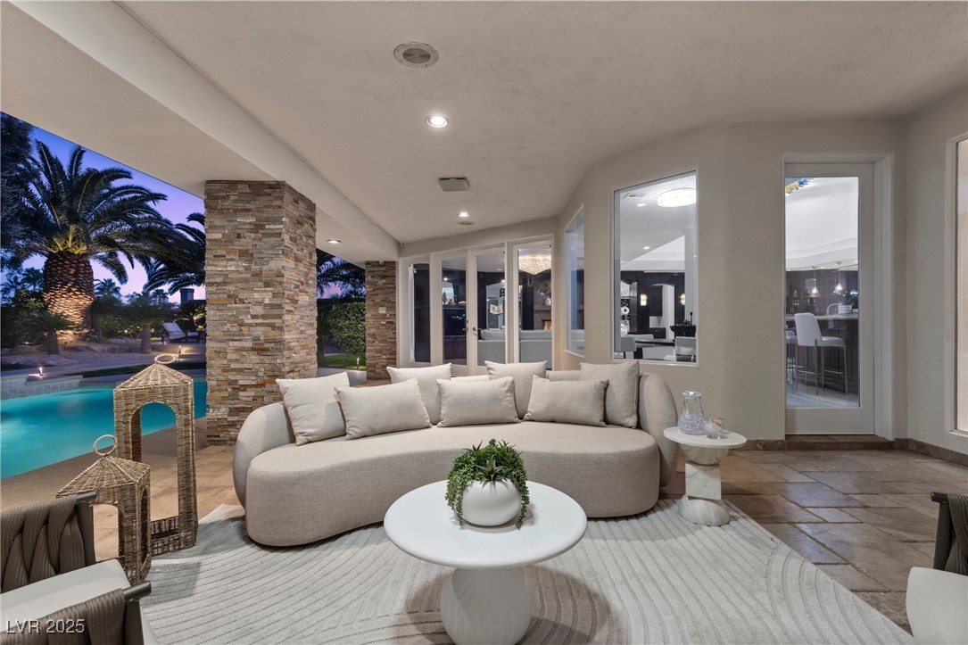 5070 Scenic Ridge Drive