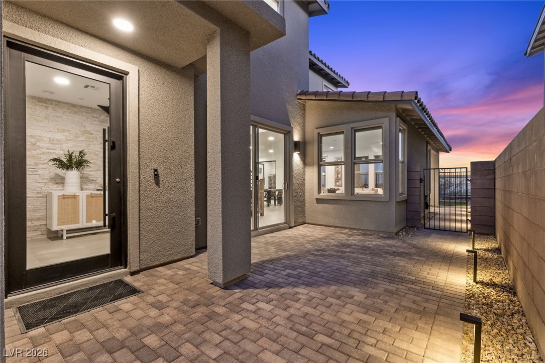 400 Crown Mesa Avenue