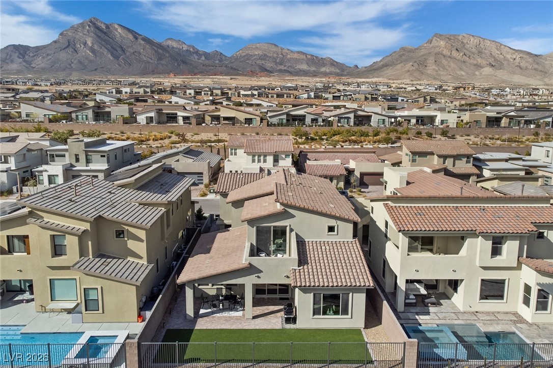 400 Crown Mesa Avenue