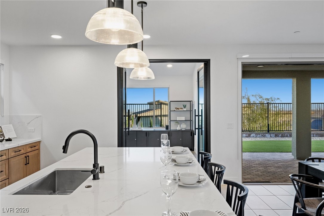 400 Crown Mesa Avenue