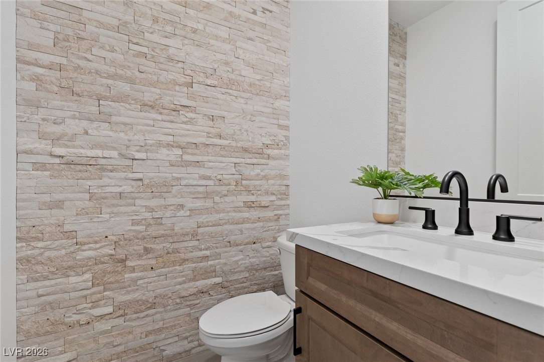 400 Crown Mesa Avenue