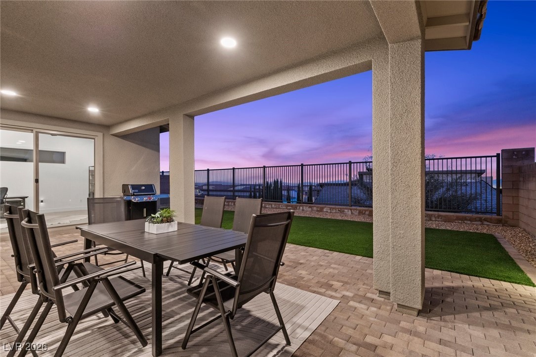 400 Crown Mesa Avenue