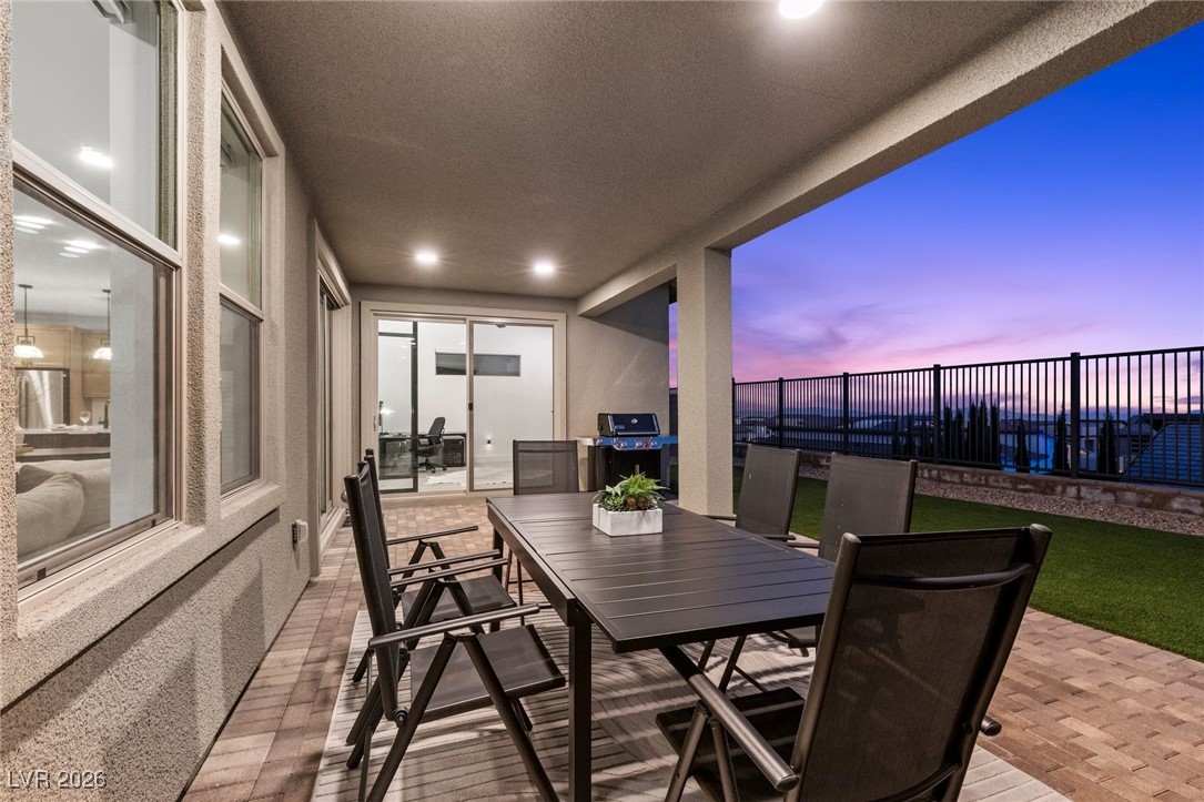 400 Crown Mesa Avenue