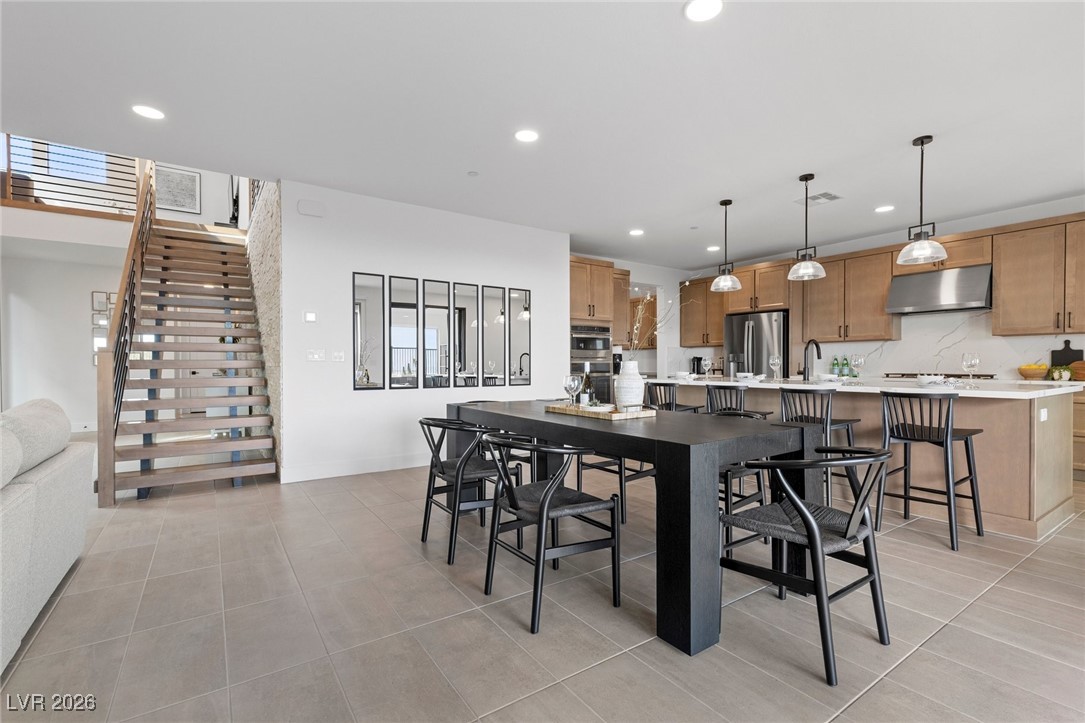 400 Crown Mesa Avenue