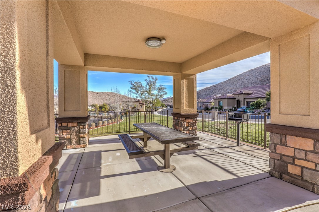 3213 Molinos Drive